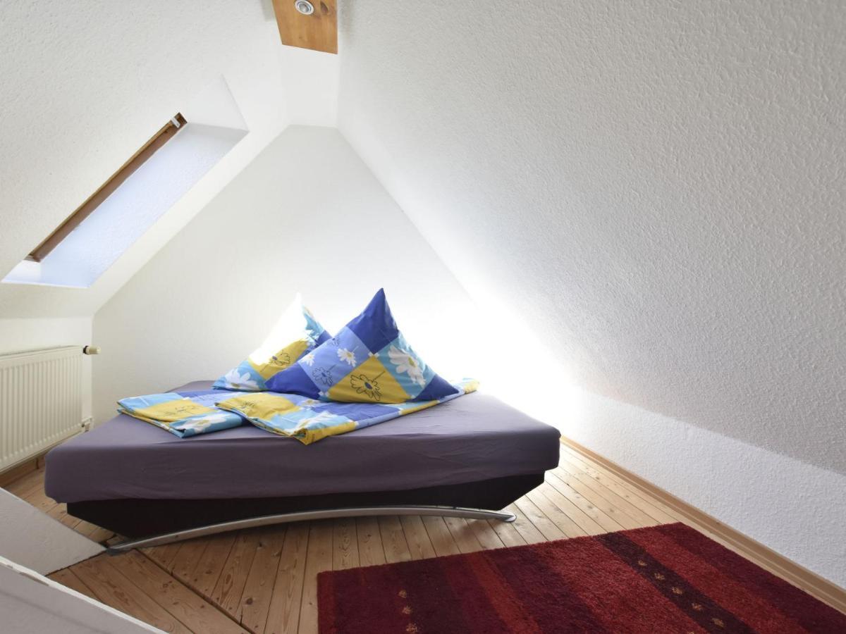 4 Room Holiday Apartment With Garden Kossau Rum bild